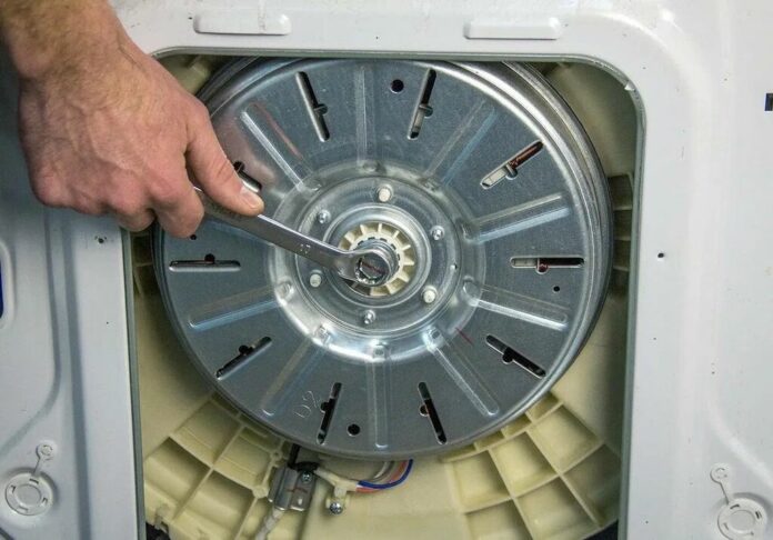 Как самостоятельно починить поломку стиральной машины