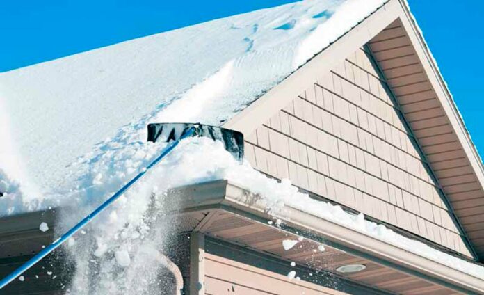 Методы и рекомендации по подготовке крыши к предстоящей зиме