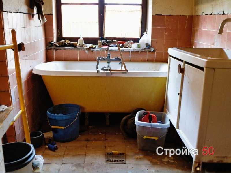 Как выбрать плитку для пола в квартире с высокой проходимостью?